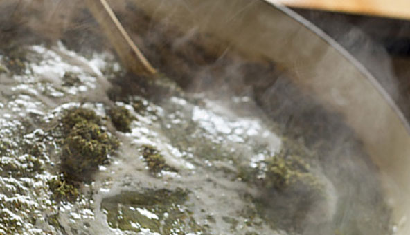 Simmer Cannabis Oil: cooking-instructions